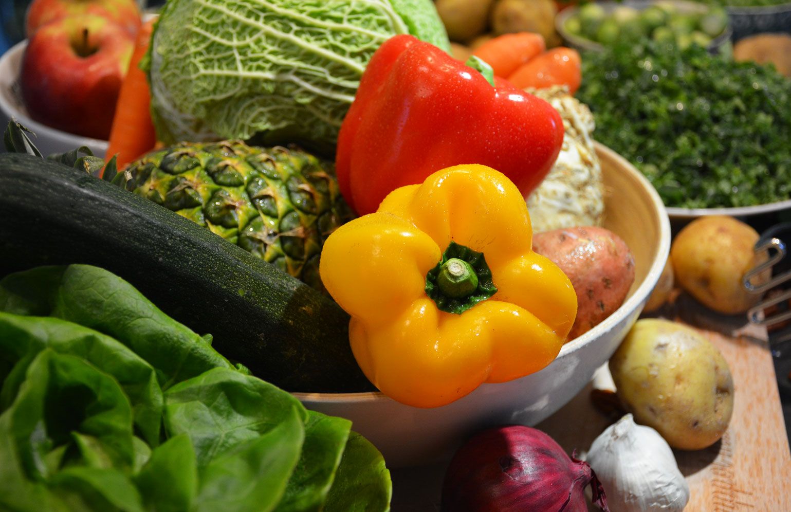 Lees meer over het artikel Zomerse stamppot rucola met courgette, basilicum en tomaat (vegetarisch)