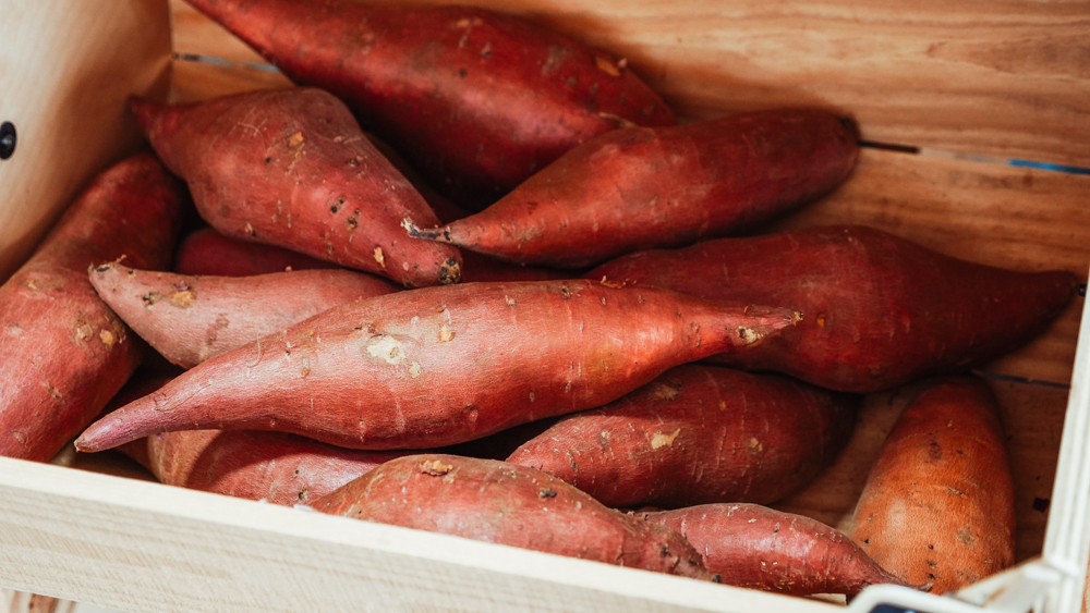Lees meer over het artikel Zoete aardappel stamppot met feta en spinazie (vegetarisch)